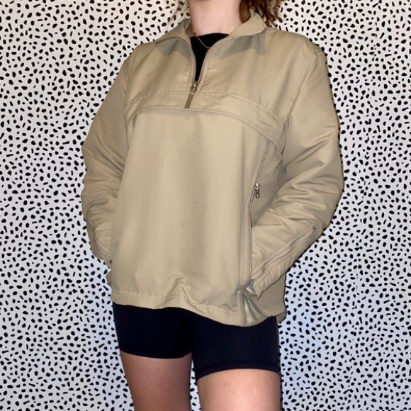 nike windbreaker beige